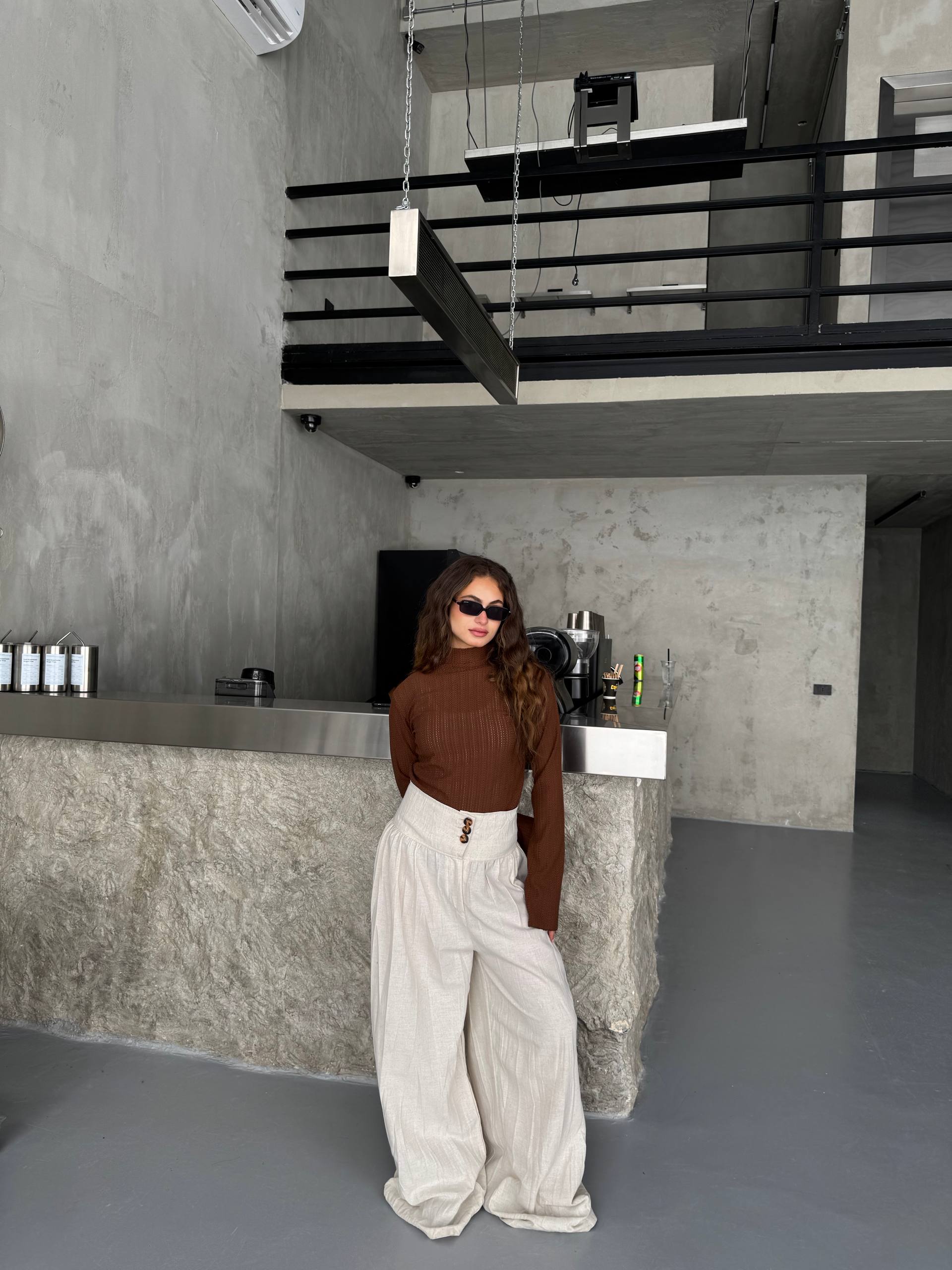 Wide-Leg Pants